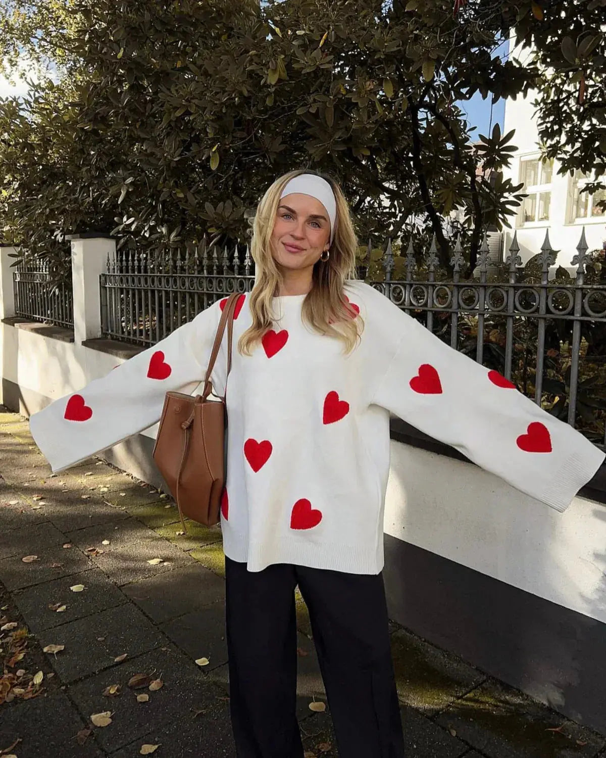 LVES - love sweater