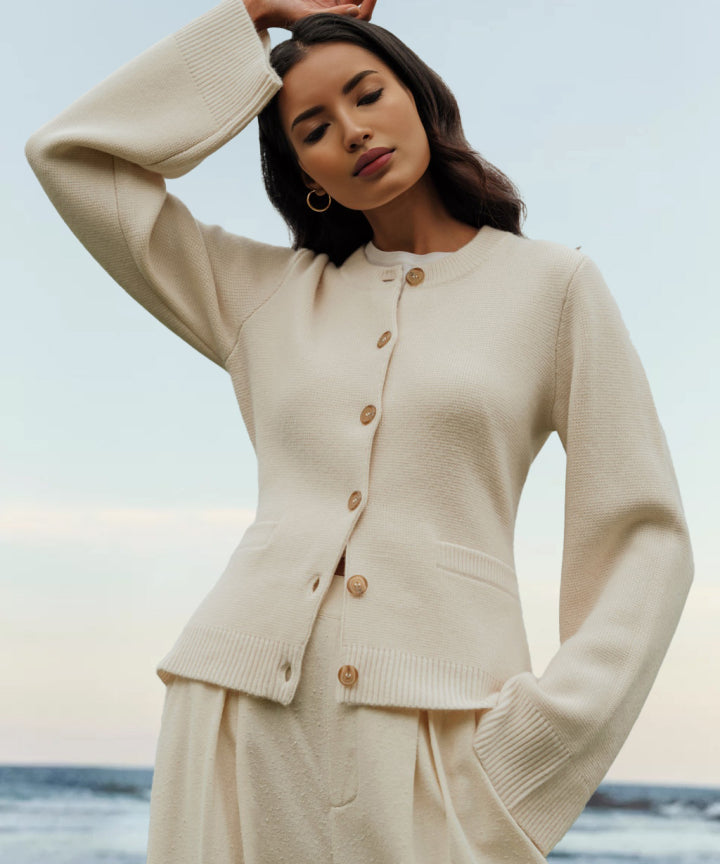 Merel - kasjmier vest met knopen